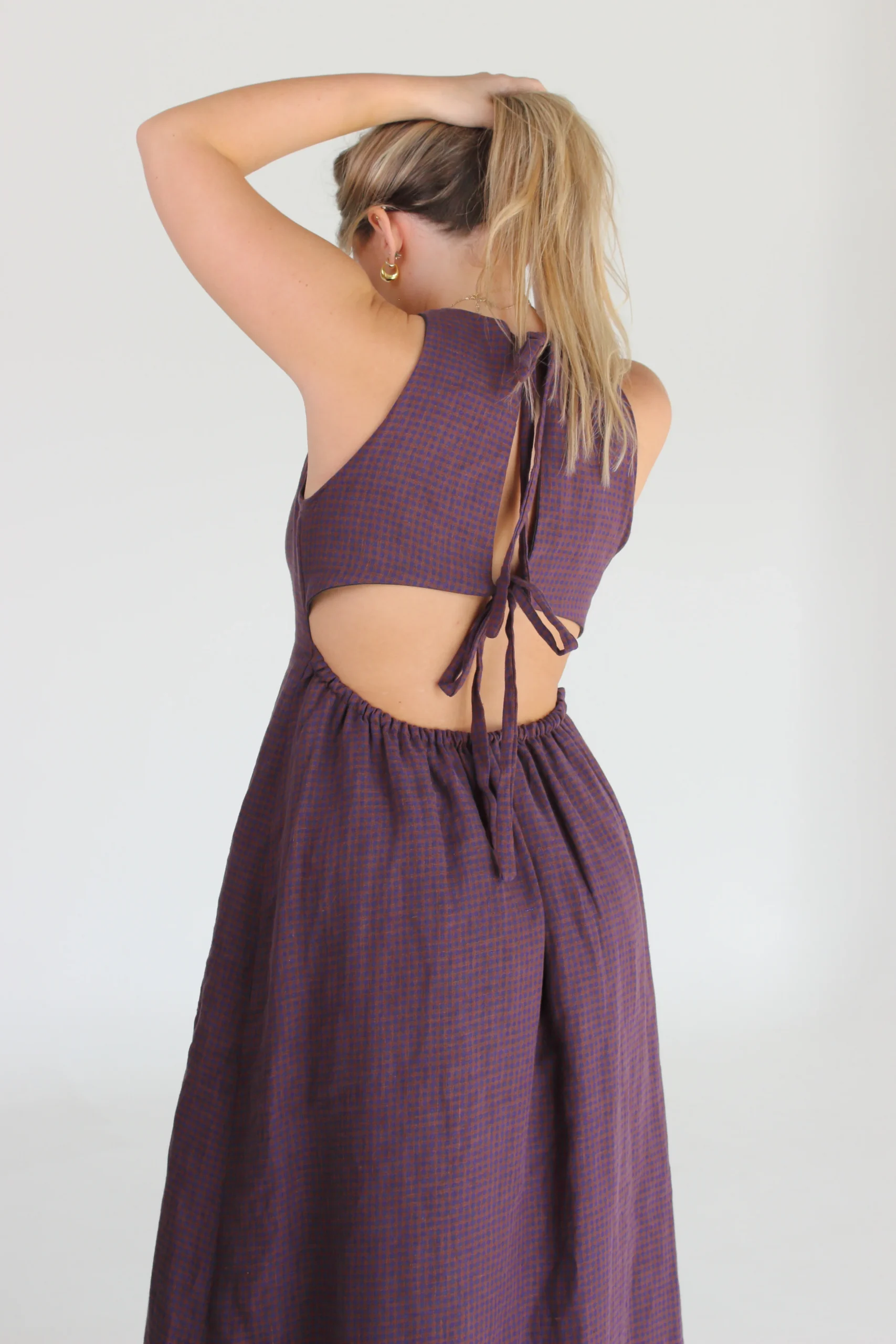 inmay-margot-maxi-dress-in-autumn-gingham-03